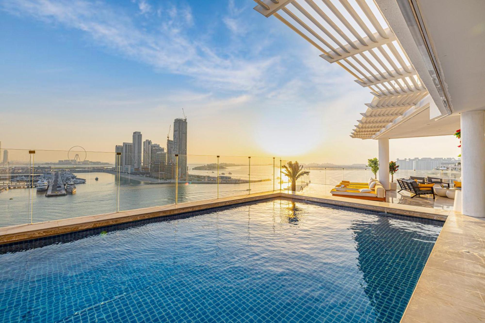Five Palm Jumeirah 2Br Luxury Penthouse , Full Marina See View With Private Pool Dubai Bagian luar foto