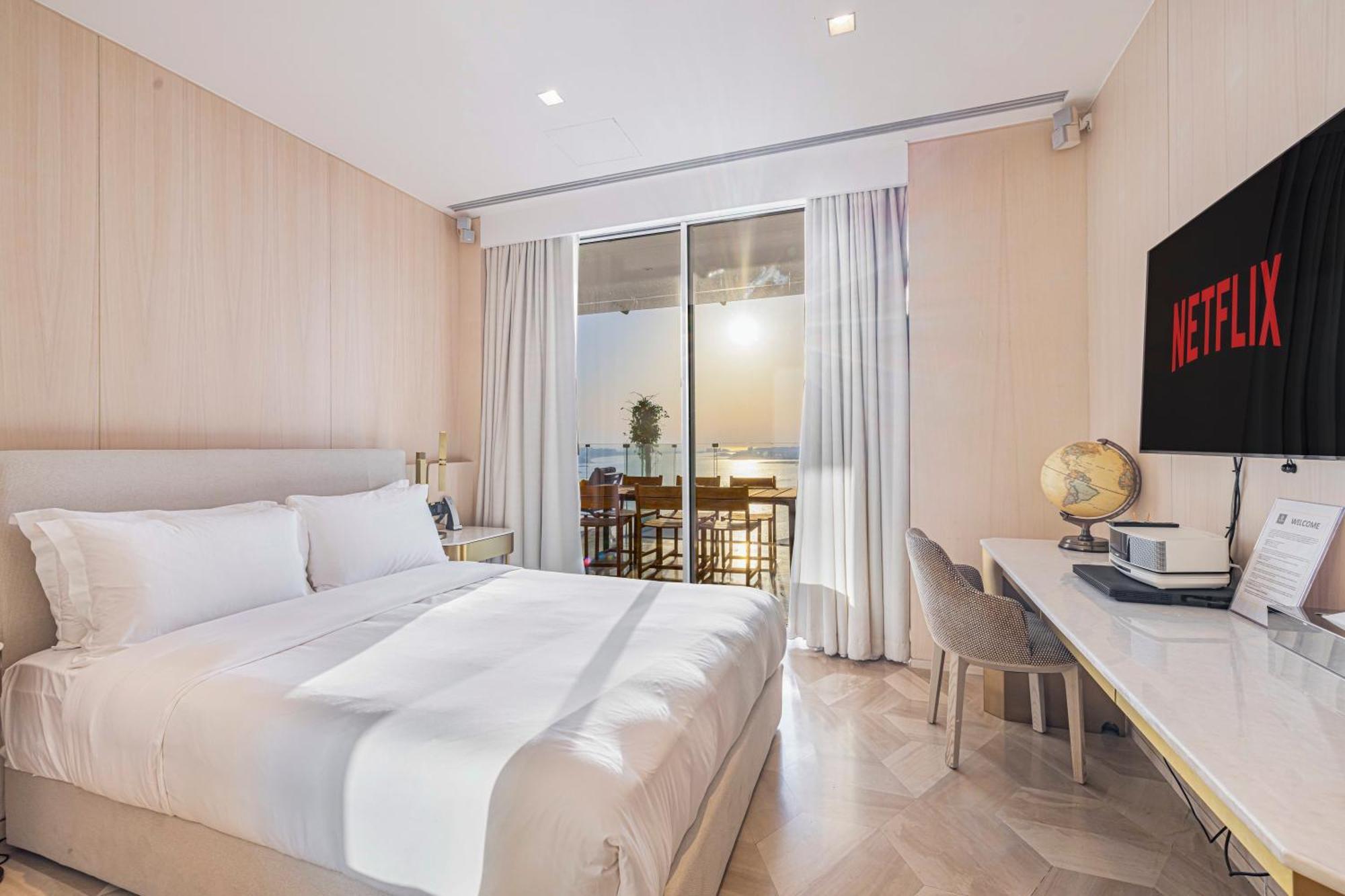 Five Palm Jumeirah 2Br Luxury Penthouse , Full Marina See View With Private Pool Dubai Bagian luar foto